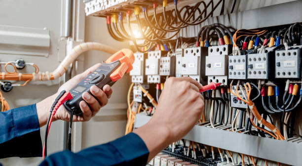 Best Electrical Contractors for Businesses  in Lyndhurst, OH
