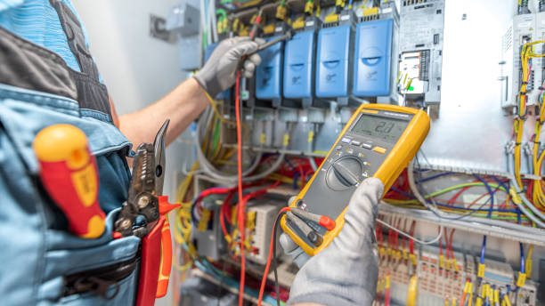 Best Electrical Troubleshooting Services  in Lyndhurst, OH